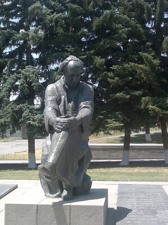 Statue of Avetik Isahakyan