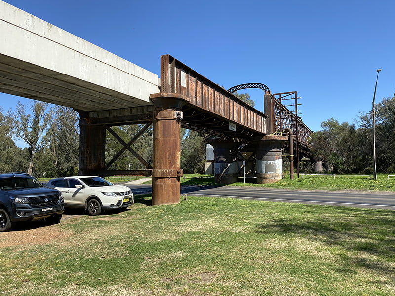 Macquarie River railway bridge