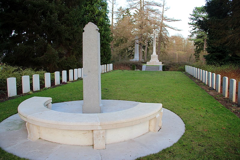 Militärfriedhof in Mons, Belgien
