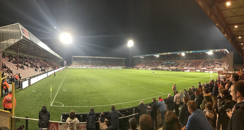Stade de football à Courtrai, Belgique