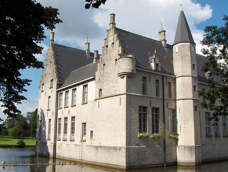 Water castle in Beveren, Belgium