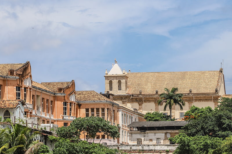 Katedra, Salwador