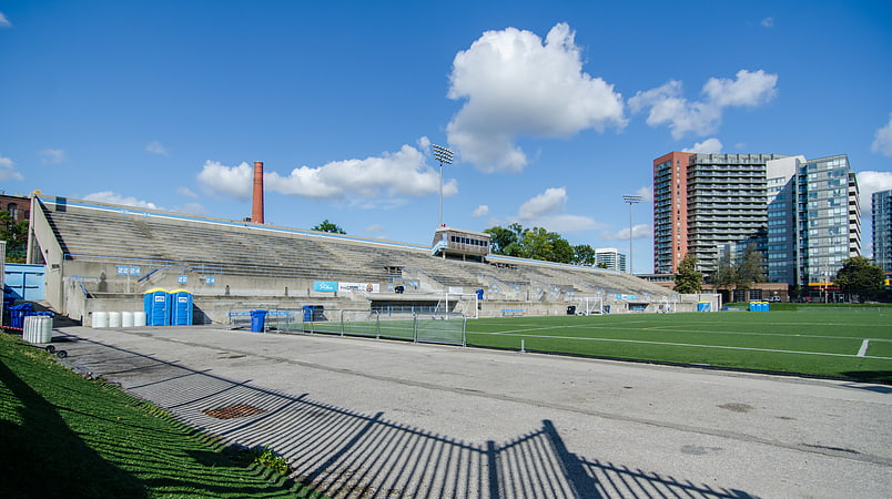 Multi-purpose stadium in Toronto, Ontario