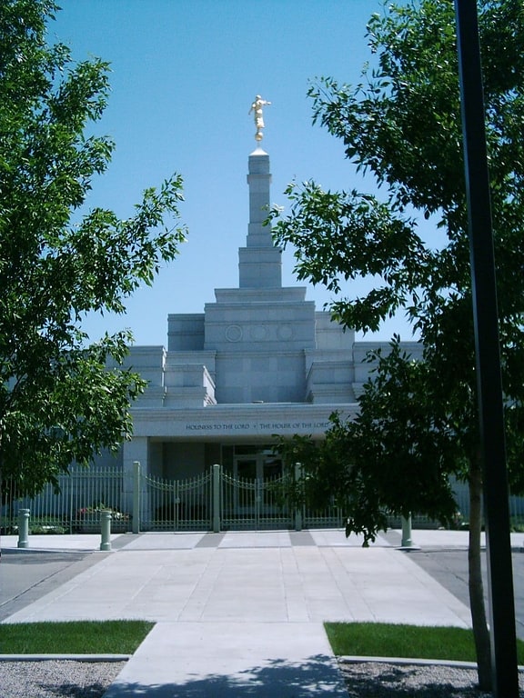 Temple de l'église de jésus-christ des saints des derniers jours à Regina, Canada