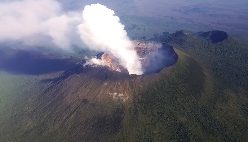 Estratovolcán en República Democrática del Congo