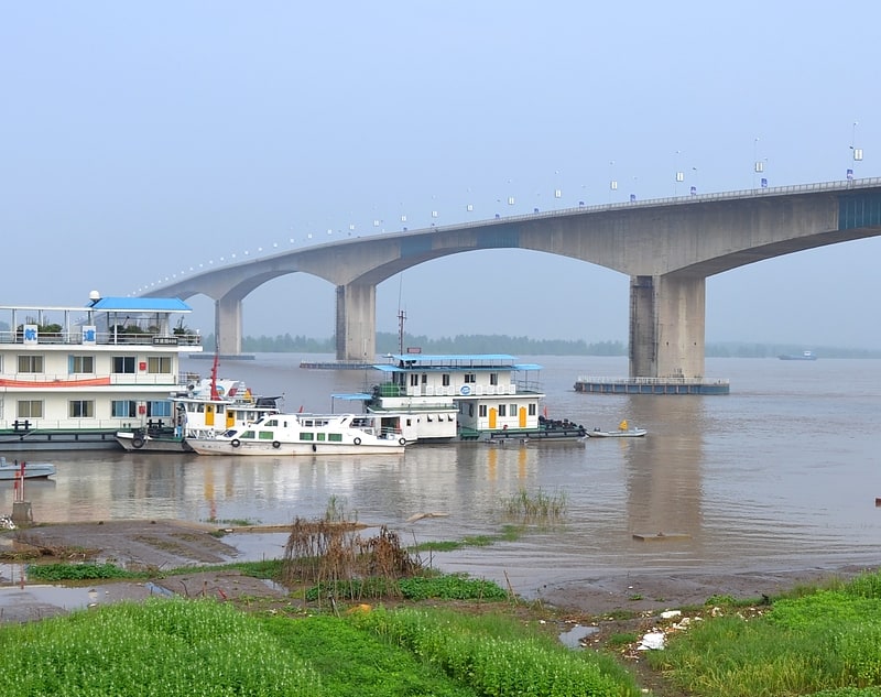 Huangshi Yangtze River Bridge