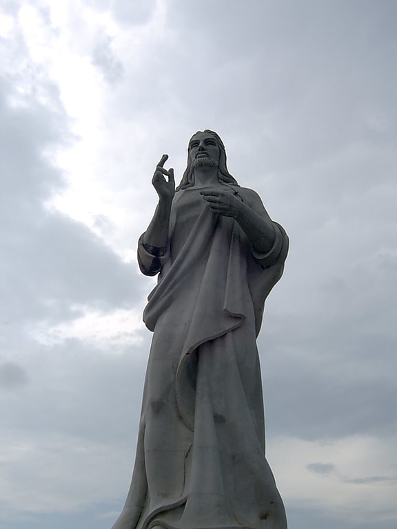Riesige Jesus-Statue mit Blick über Havanna