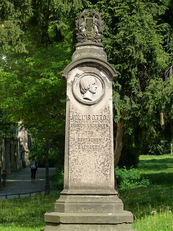 Julius-Otto-Denkmal