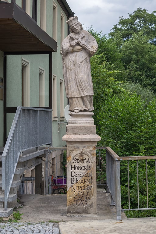 Johannes-Nepomuk-Statue