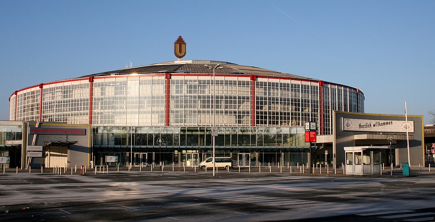 Estadio cubierto en Dortmund, Alemania