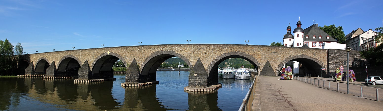 Pont en arc à Coblence, Allemagne