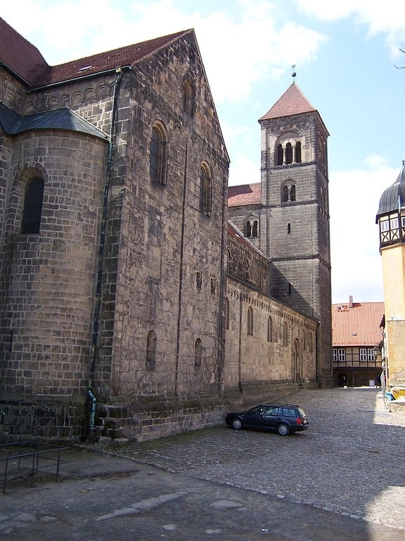 Stiftskirche St Servatii und Domschatz