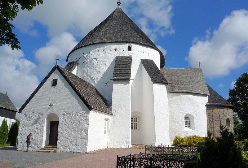 Iglesia redonda del siglo XII