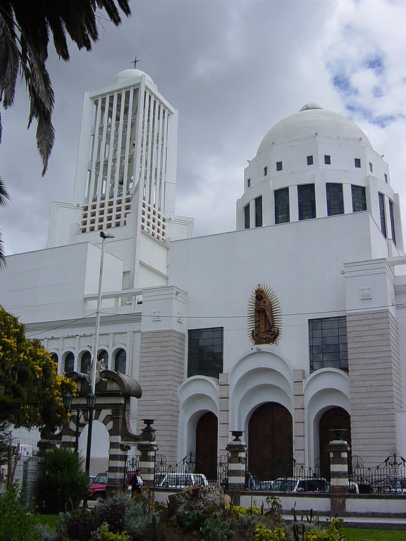 Iglesia católica en Ambato, Ecuador
