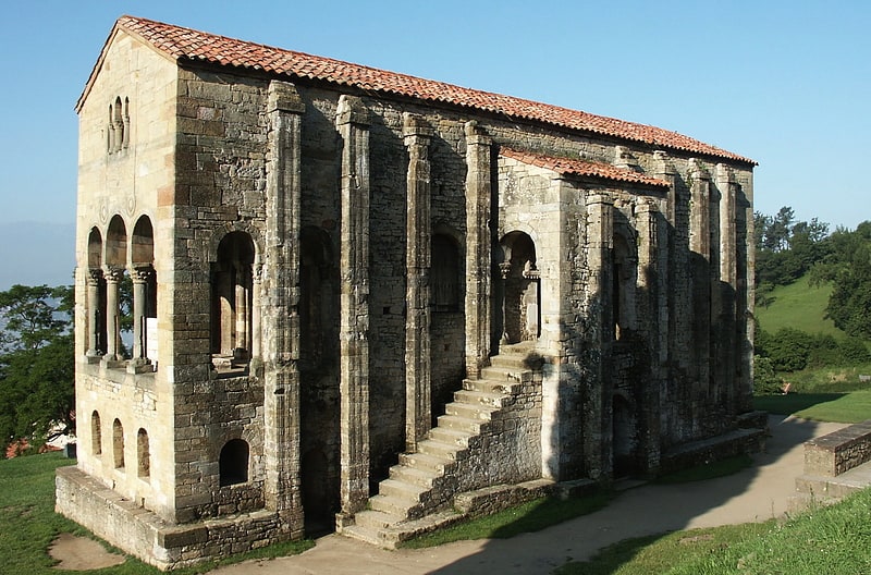 Erhaltene Kirche aus dem 9. Jahrhundert