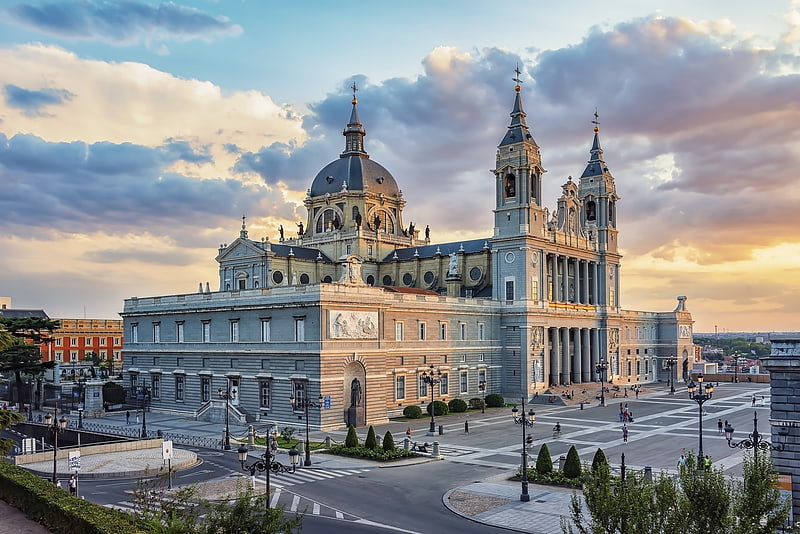 Catedral en Madrid, España