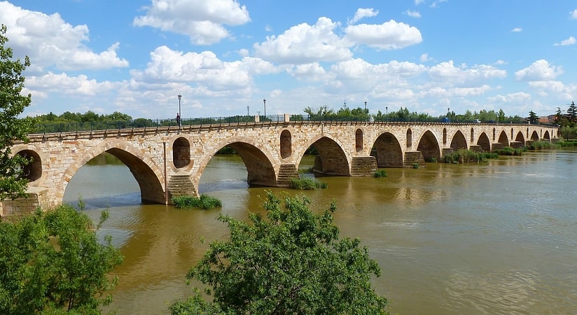Puente en Zamora, España