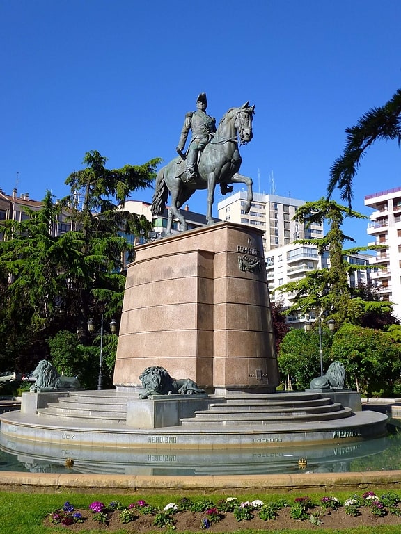 Monument to General Espartero