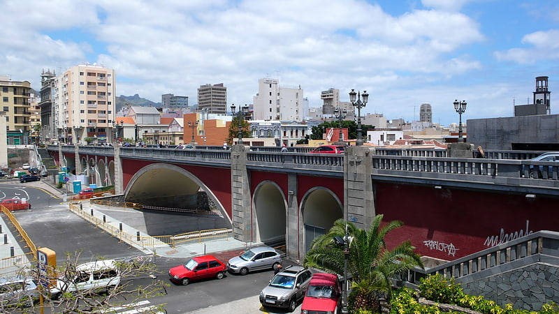 Puente General Serrador
