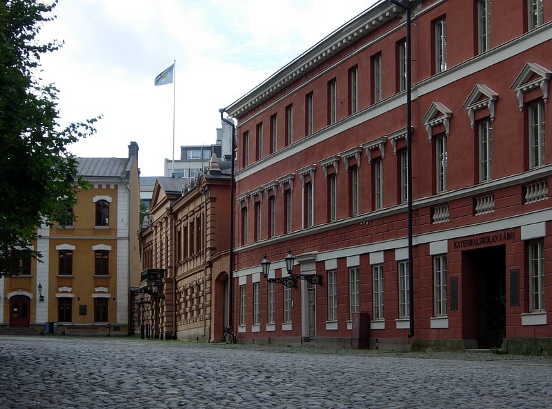 Großer Stadtplatz mit historischem Handelszentrum