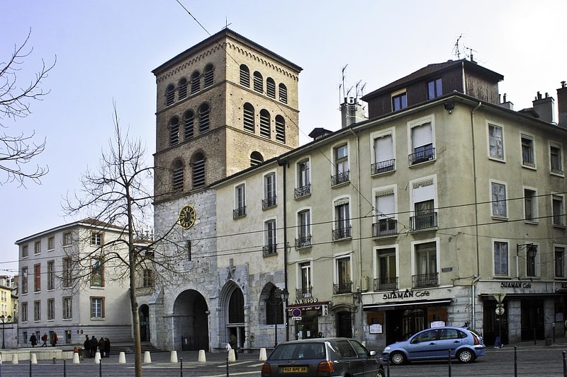 Cathédrale à Grenoble, France