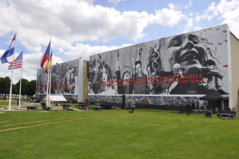 Monumento y museo de la Segunda Guerra Mundial, el Día D y la Guerra Fría