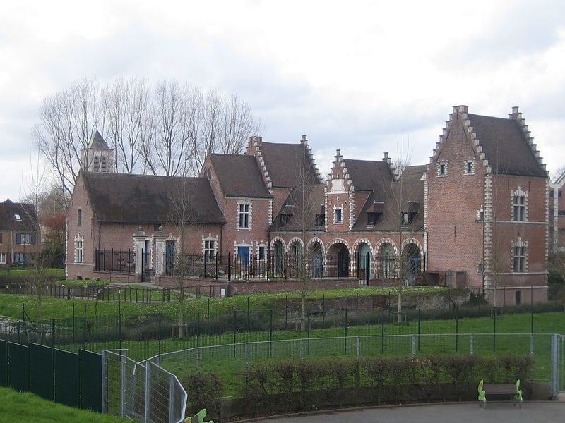 Stattliches Haus im flämischen Stil aus dem 17.