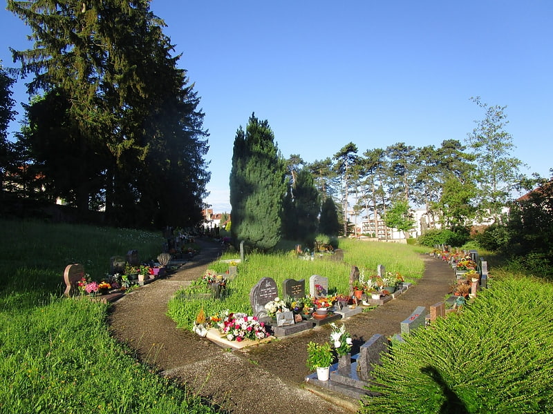 Friedhof in Besançon, Frankreich