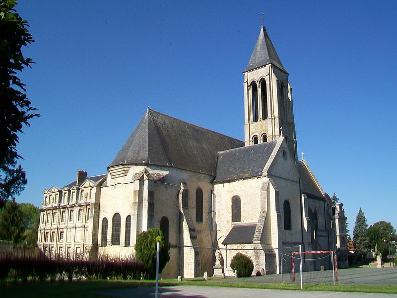 Abbaye à Senlis, France