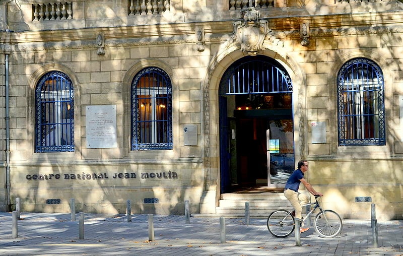 Centre national Jean-Moulin de Bordeaux
