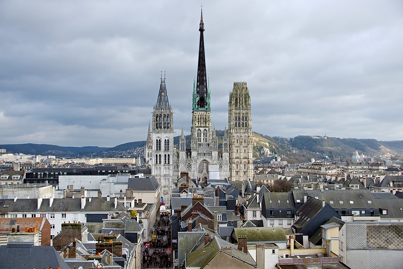 Tour à Rouen, France