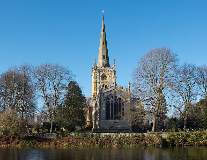 Iglesia colegial en Stratford-upon-Avon, Inglaterra