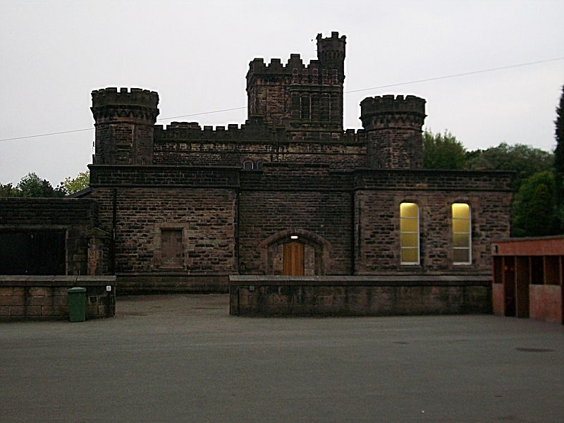 Dobroyd Castle