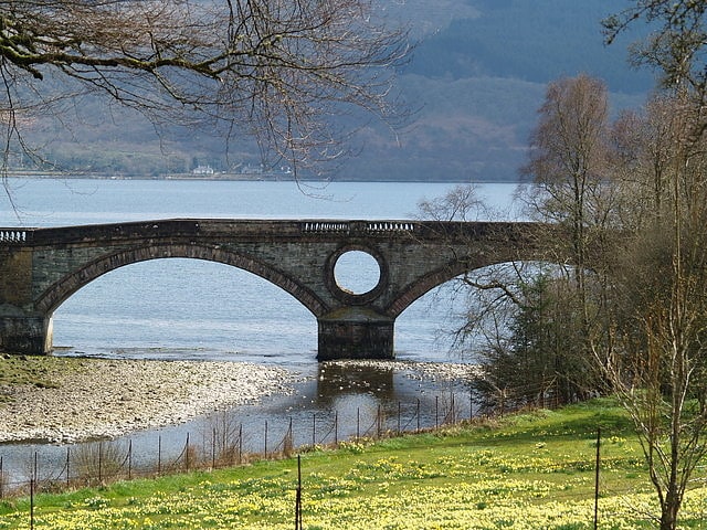 Brücke in Inveraray, Schottland