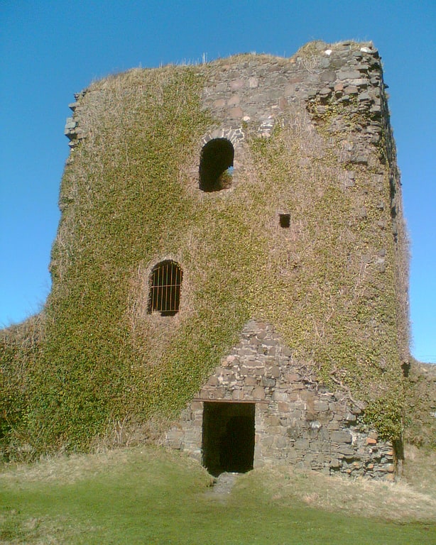 Antiguas ruinas de la casa de un clan ancestral