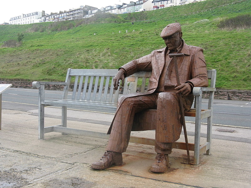 Statue by Ray Lonsdale