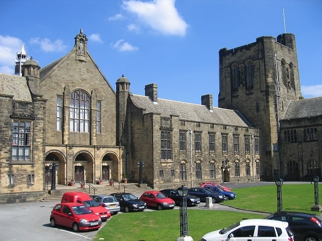 Universidad en Bangor, Gales