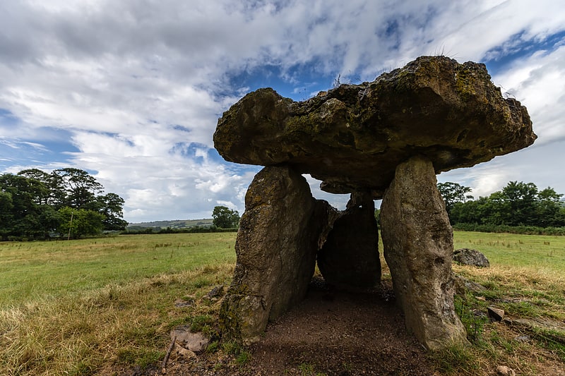 St Lythans burial chamber