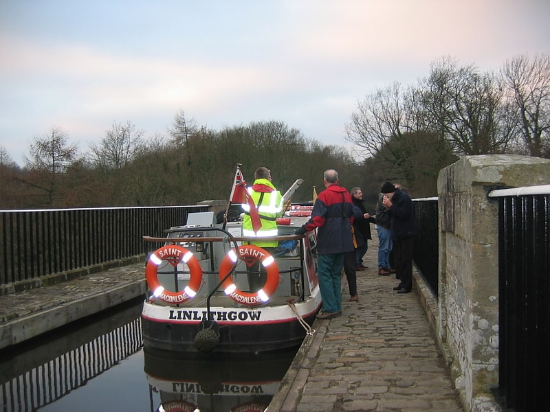 Boat rental service in Linlithgow, Scotland