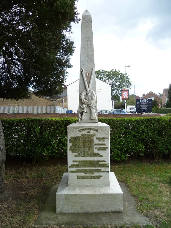 War memorial in Chipping Barnet, England