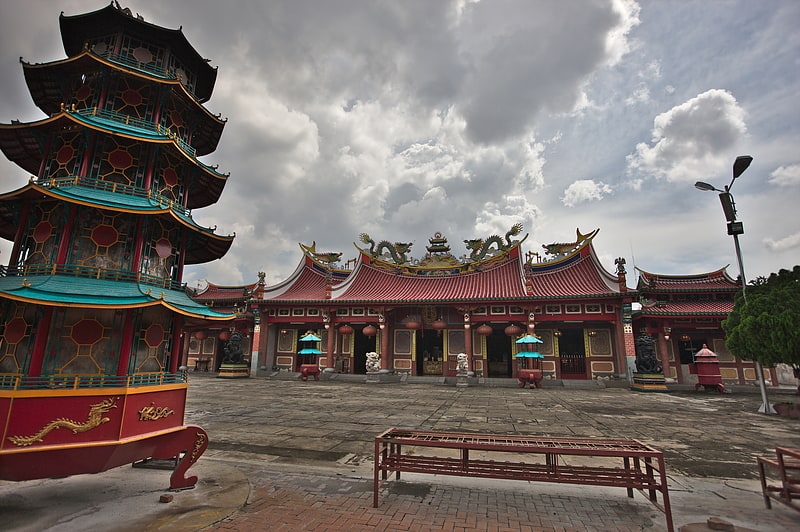 Gunung Timur Temple