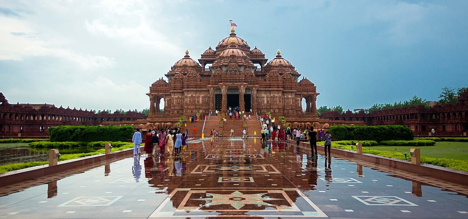 Moderner Tempel zur Feier der indischen Kunst