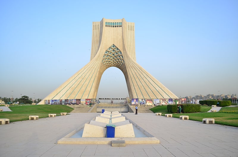 Monumento en Teherán, Irán