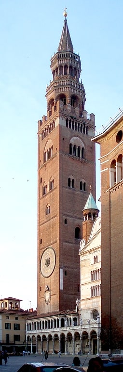 Verzierter Glockenturm aus dem Jahr 1525.