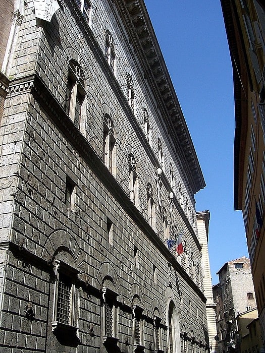 Palacio Piccolomini