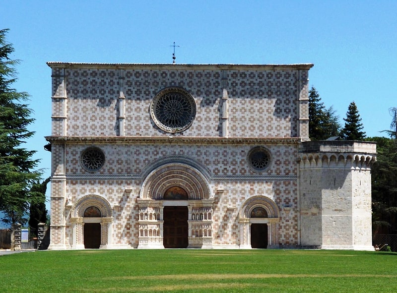 Église à plan basilical en Italie