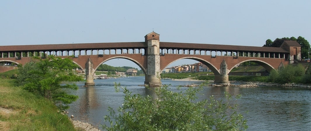 Arch bridge in Italy