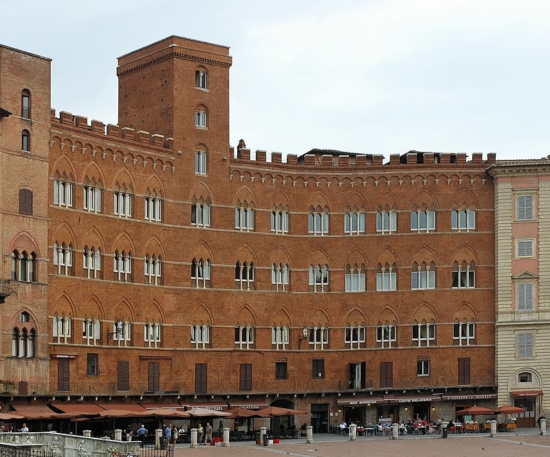Palacio Sansedoni