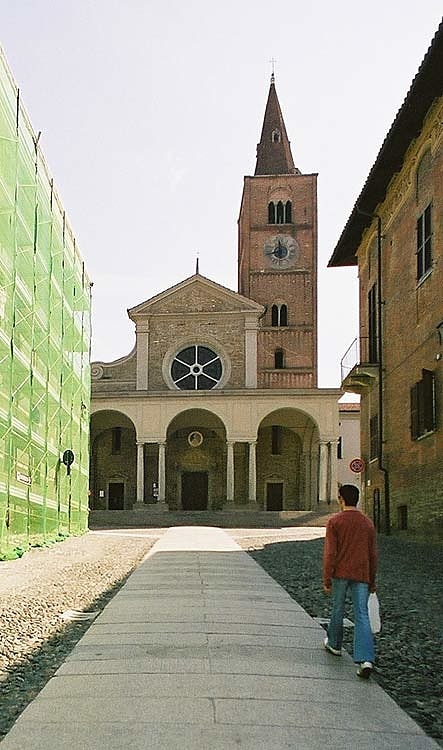 Catedral en Acqui Terme, Italia