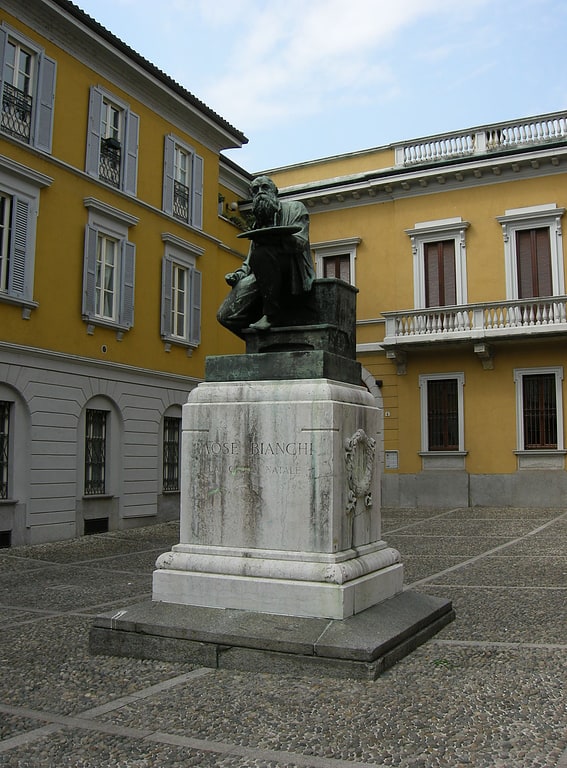 Statue by Mosè Bianchi